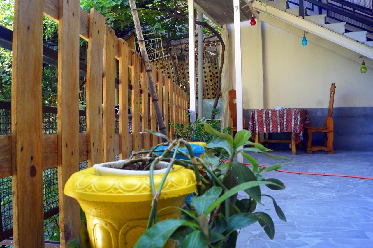 Arteast Hostel Erevan Exterior foto